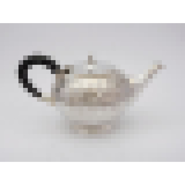 A E Jones Bachelor silver teapot 1910
