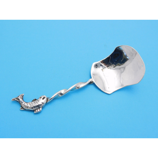 AE Bonner silver caddy spoon London 1913