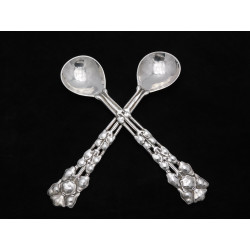 Alwyn Carr pair silver servinbg spoons London 1923