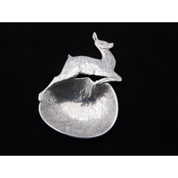 Bernard Instone leaping deer silver caddy spoon 1929