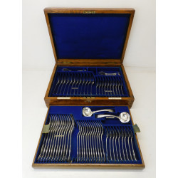 Boxed silver Kings pattern canteen of cutlery Victorian London 1855 Chawner
