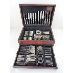 Boxed silver rat tail cutlery by Carrs