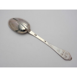 Colchester silver dog nose spoon by Richard Hutchison 1708