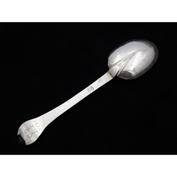 Exeter silver trefid spoon 1700