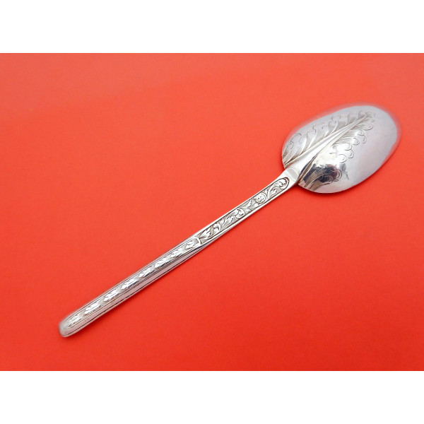 Flameback silver marrow spoon 1690