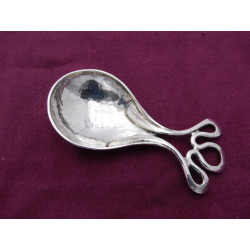 Frederick Smythe Greenwood silver caddy spoon 1913