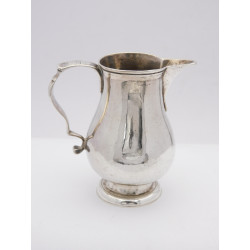 George II silver sparrow beak cream jug 1733 Starling Wilford