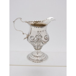 Georgian silver cream jug Lonmdon 1773 Thomas Shepherd