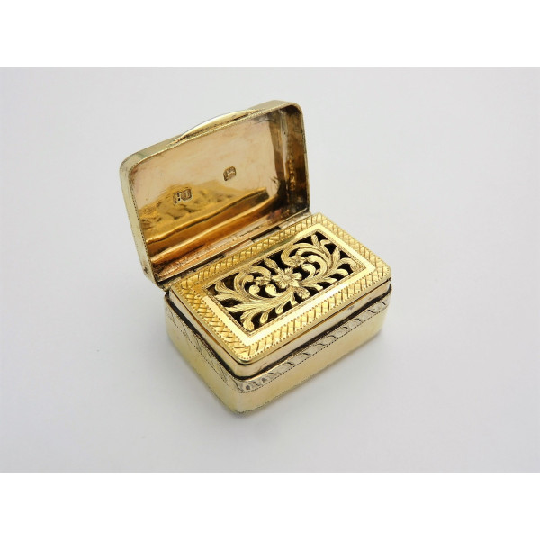 Georgian silver gilt vinaigrette 1803 by John Reily