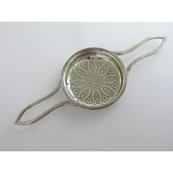 Georgian silver lemon strainer London 1795 Henry Chawner