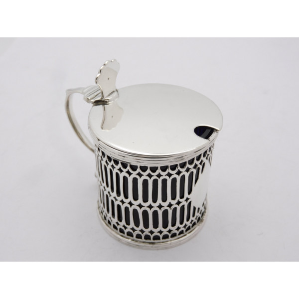 Georgian silver mustard pot 1782