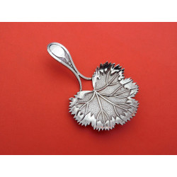 Georgian silver strawberry leaf caddy shovel Birmingham 1809 Joseph Taylor