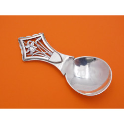 HG Murphy silver daffodil art deco caddy spoon