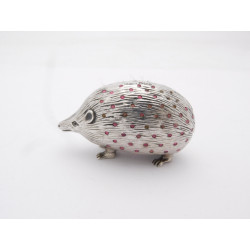 Hedgehog silver pin cushion by Adie Lovekin 1905