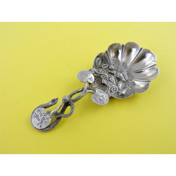 Hilliard Thomason silver caddy spoon water lilies
