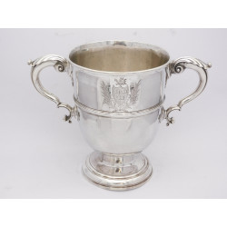 Irish silver cup Dublin William Townsend