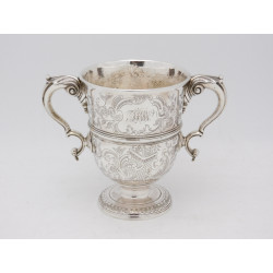 Irish silver cup by Richard Tudor