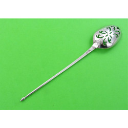 Lady silversmith Georgian silver mote spoon by Ann Hill