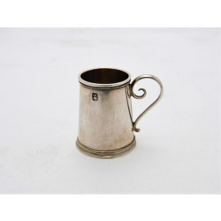 MINIATURE SILVER MUG BY DAVID CLAYTON