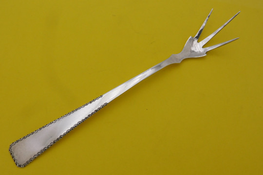 Montague Maxwell Car Groome silver pasta spaghetti server