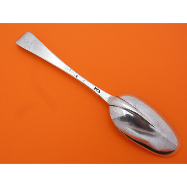 Nathaniel Roe silver table spoon 1716 Britannia