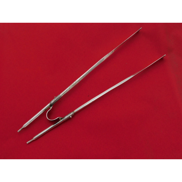 Novelty pair silver rowing oar serving tongs