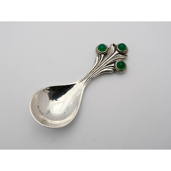 Omar Ramsden silver caddy spoon London 1938