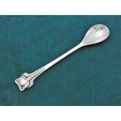 Omar Ramsden silver spoon London 1922