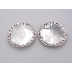 Pair Corporation of Hull silver salvers