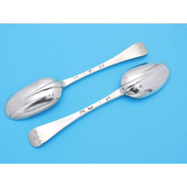 Pair Hanoverian Rattail silver table spoons London 1716 Isaac Davenport