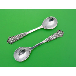 Pair Ramsden Carr silver spoons London 1912