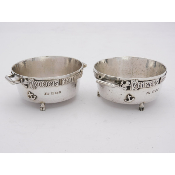 Pair Winchester Bushel silver salt pots