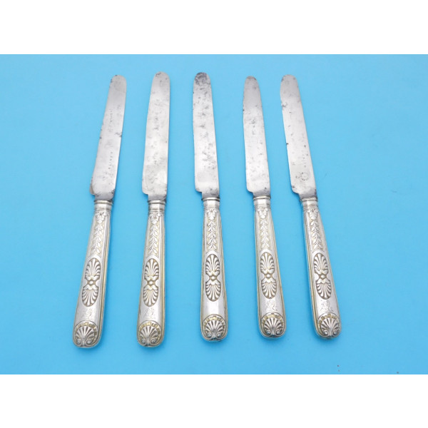 Paul Storr Double shell laurel silver dessert knives