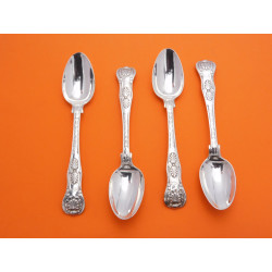 Paul Storr Double shell laurel silver teaspoons london 1812