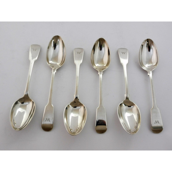 Paul Storr fiddle pattern silver dessert spoons London 1816