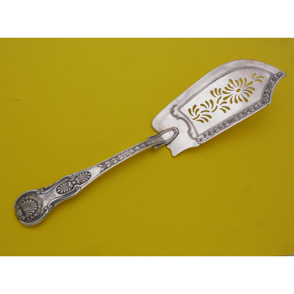 Paul Storr silver fish slice Double shell laurel