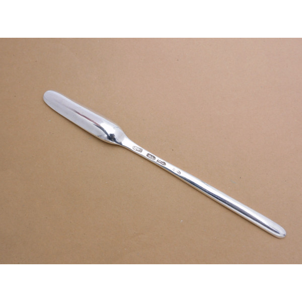 Queen Anne reversible silver marrow scoop 1709 Henry Greene britannia standard