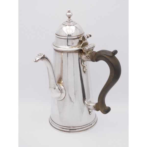 Queen Anne silver chocolate pot 1711 John Bodington