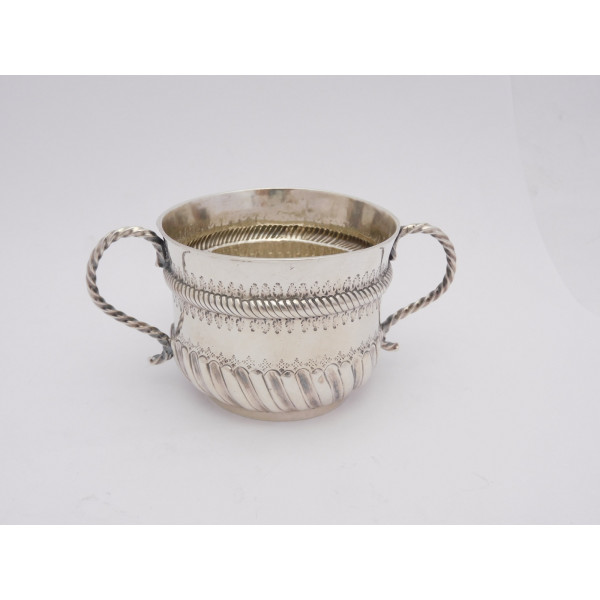 Queen Anne silver porringer 1703 Matthew Madden