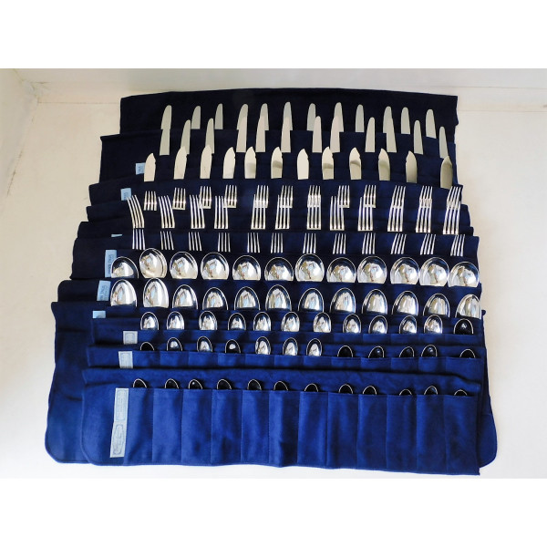 Roberts Belk silver cutlery service Hanoverian rattail