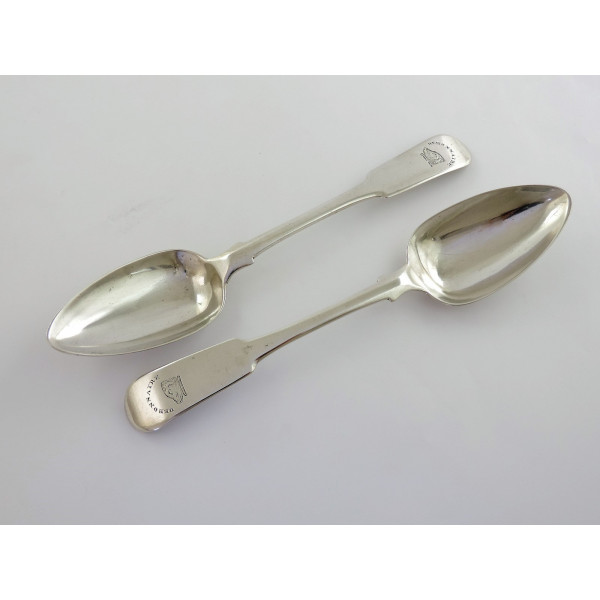 Scottish silver table spoons Inverness 1820 Robert Naughten Debonnaire otter crest