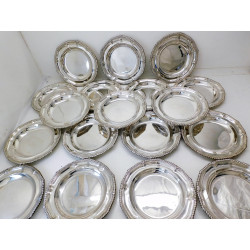 Set of 18 Georgian silver soup plates Earl coronet Lord Lucan