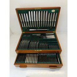 Silver Bright Cut Star Canteen of Cutlery Irish Table Service