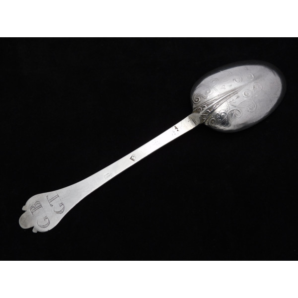 Silver Laceback trefid spoon London 1692 Lawrence Coles