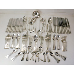 Silver Old English Pattern Canteen of cutlery by Goldsmiths Silversmiths Company