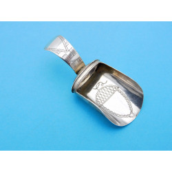 Silver acorn caddy shovel by Cocks Bettridge