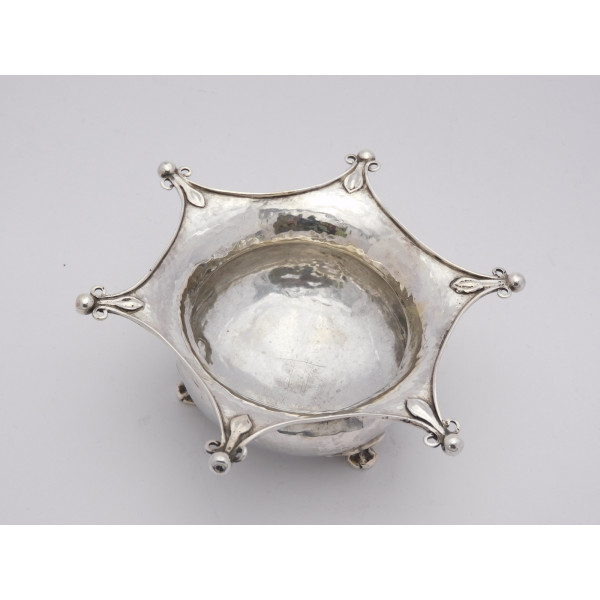 Silver dish by Omar Ramsden London 1922