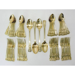 Silver gilt Kings pattern dessert service of cutlery London 1830 Eaton