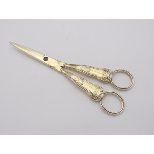 Silver gilt Kings pattern grape scissors Eley Fearn