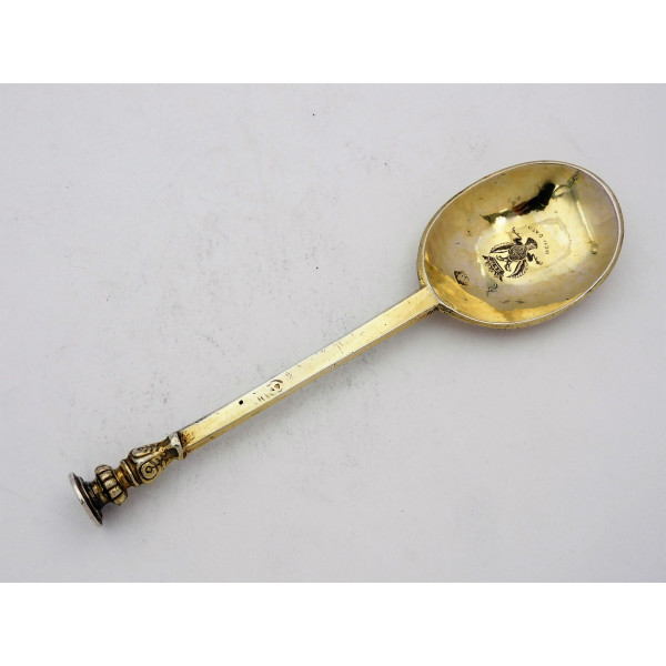 Silver gilt Seal top spoon london 1646 by jeremy Johnson